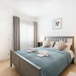 Perfect Location New Apartman *