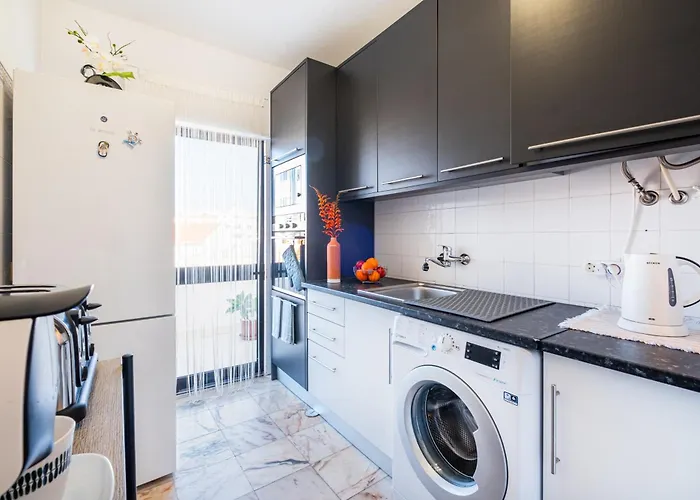 Apartment Perfect Location New *